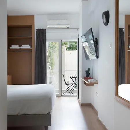 Acropolis One Road Up Apartment
